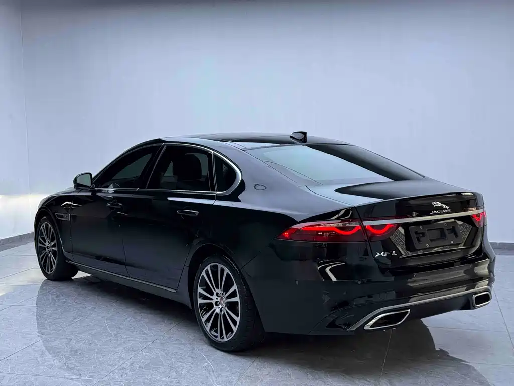 Jaguar XFL 2.0 T P250 2 WD Premium Luxury