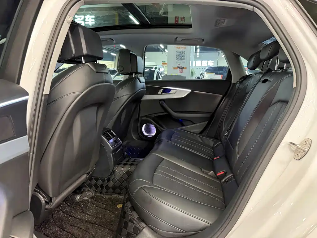 Audi A4 L 40 TFSI Fashion Dynamic