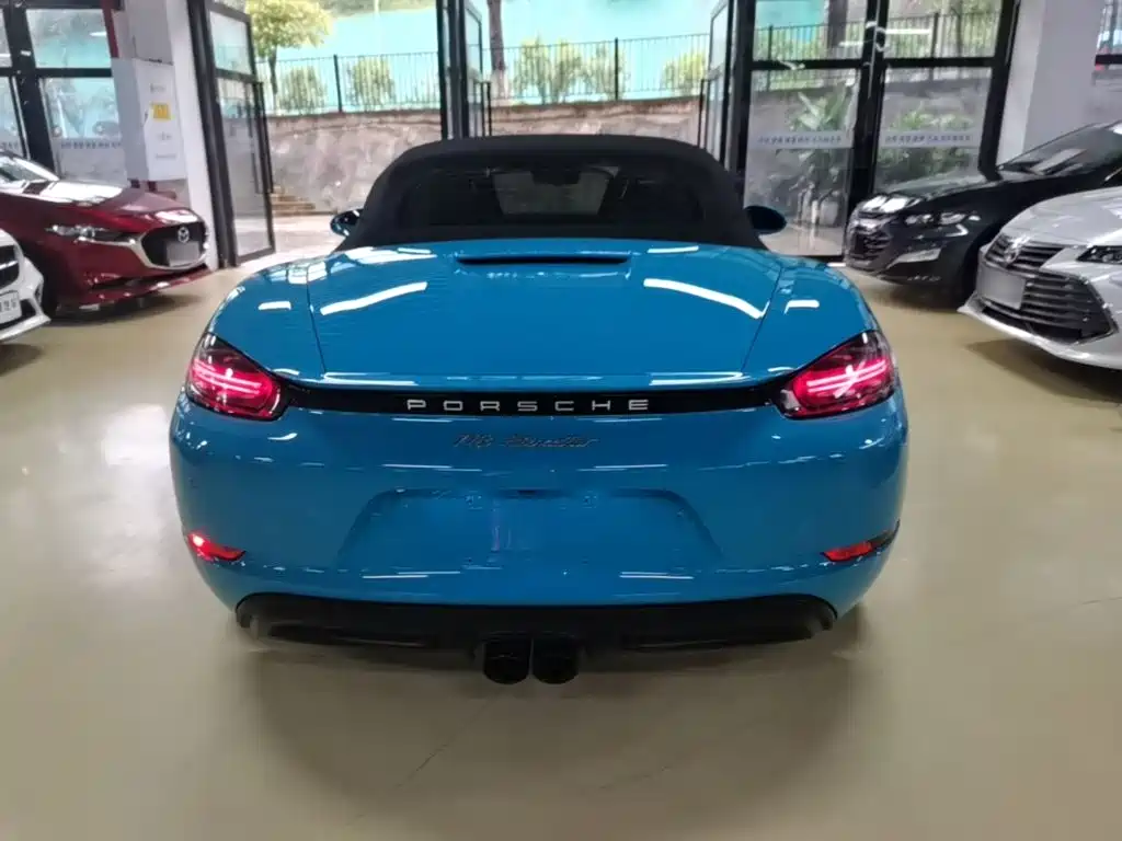 Porsche 718 Boxster 2.0 T