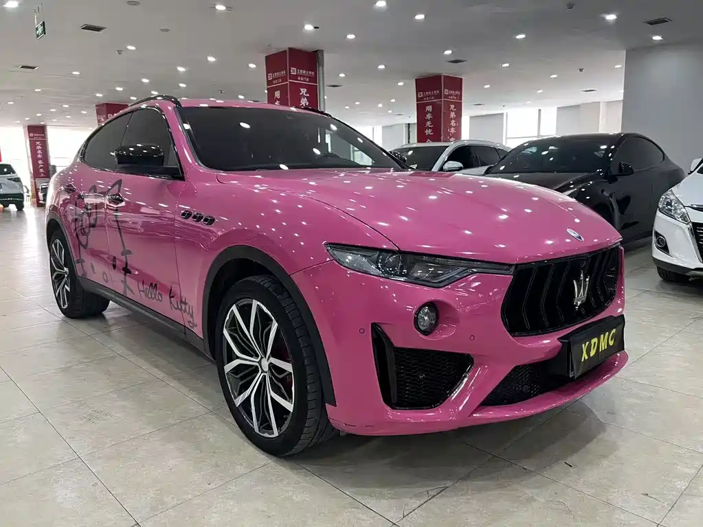 Levante 3.0 T Standard