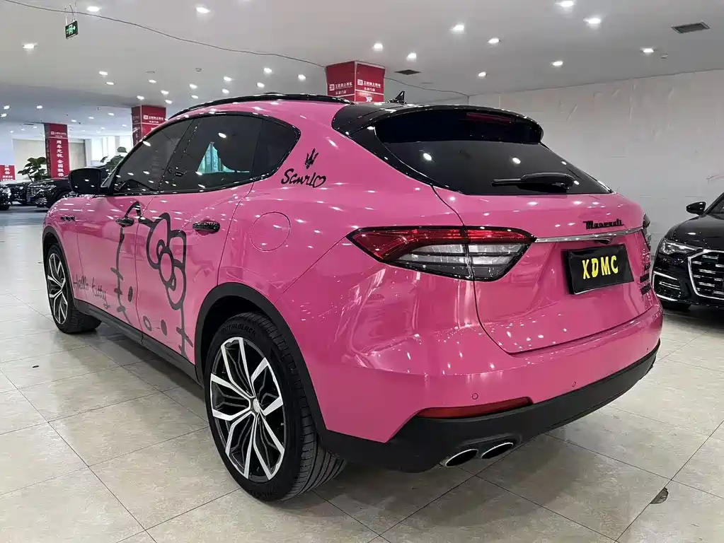 Levante 3.0 T Standard