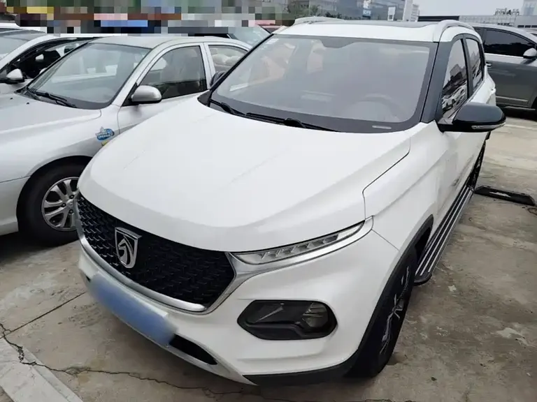 Baojun 510 1.5 L Auto Enjoyment CN-V