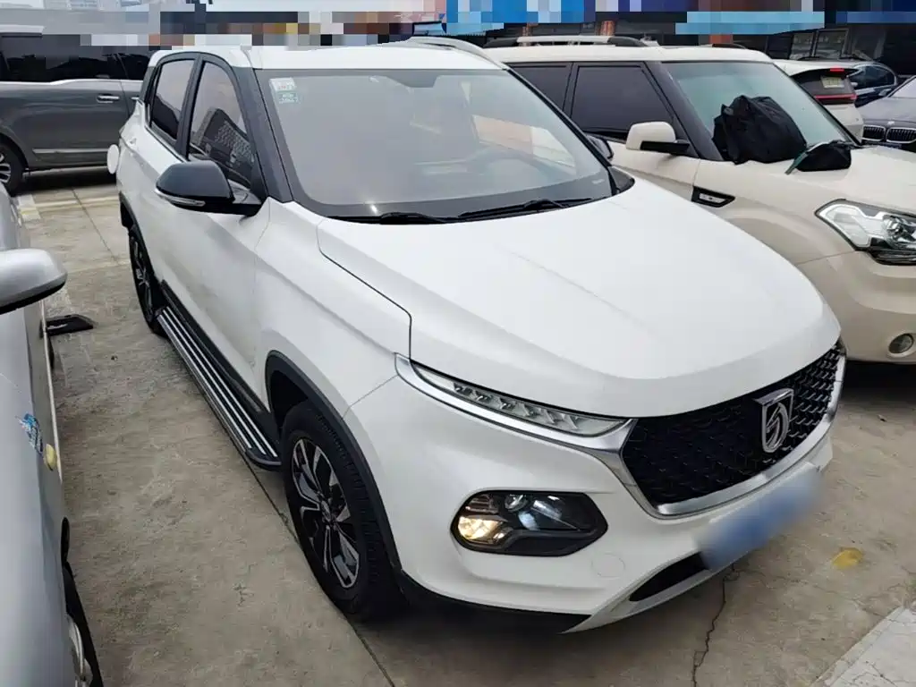 Baojun 510 1.5 L Auto Enjoyment CN-V