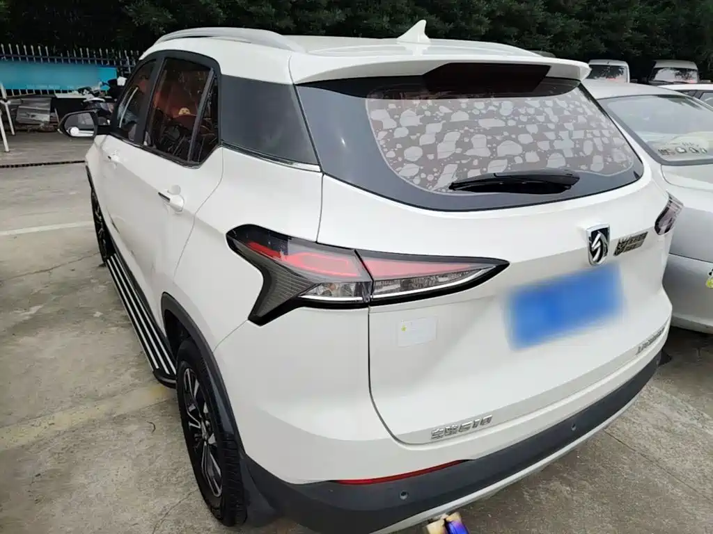 Baojun 510 1.5 L Auto Enjoyment CN-V