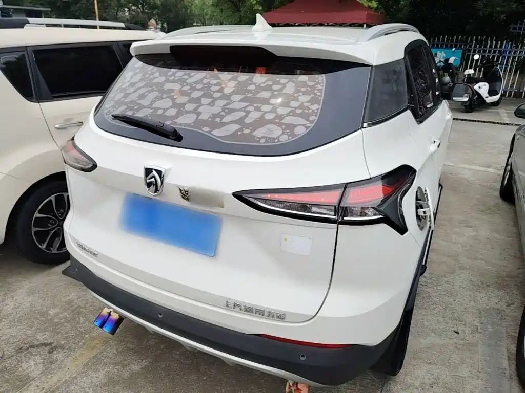 Baojun 510 1.5 L Auto Enjoyment CN-V