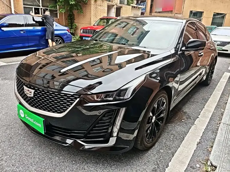 Cadillac CT5 28 T Luxury
