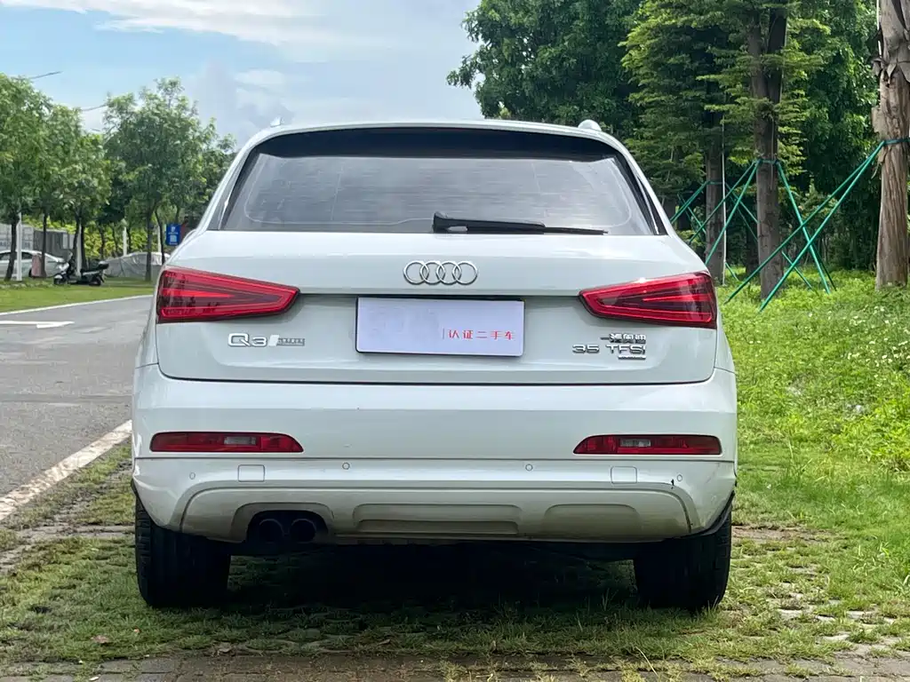 Audi Q3 35 TFSI quattro Tech