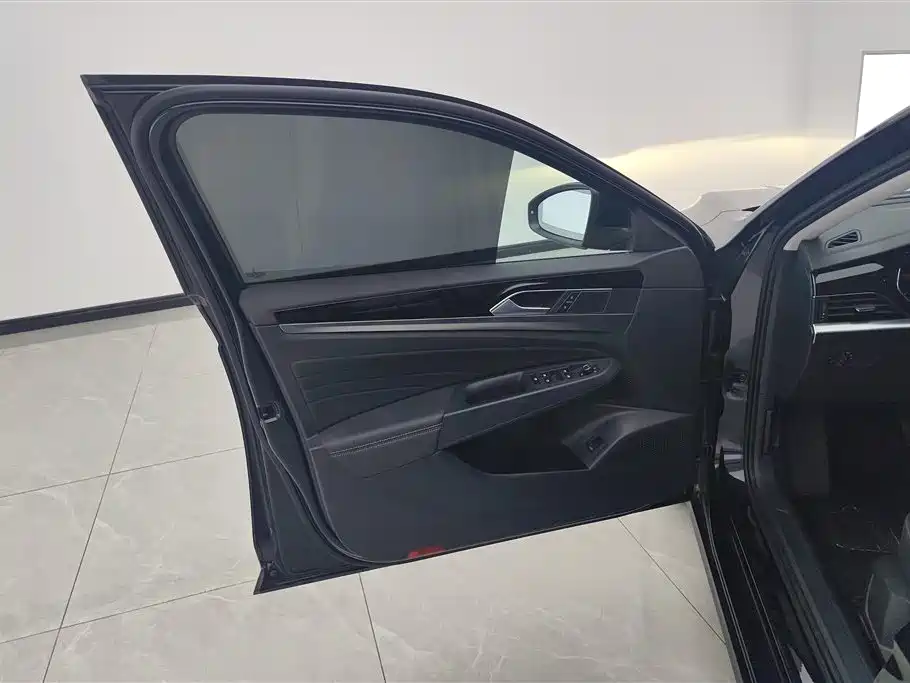 Passat 280 TSI Business