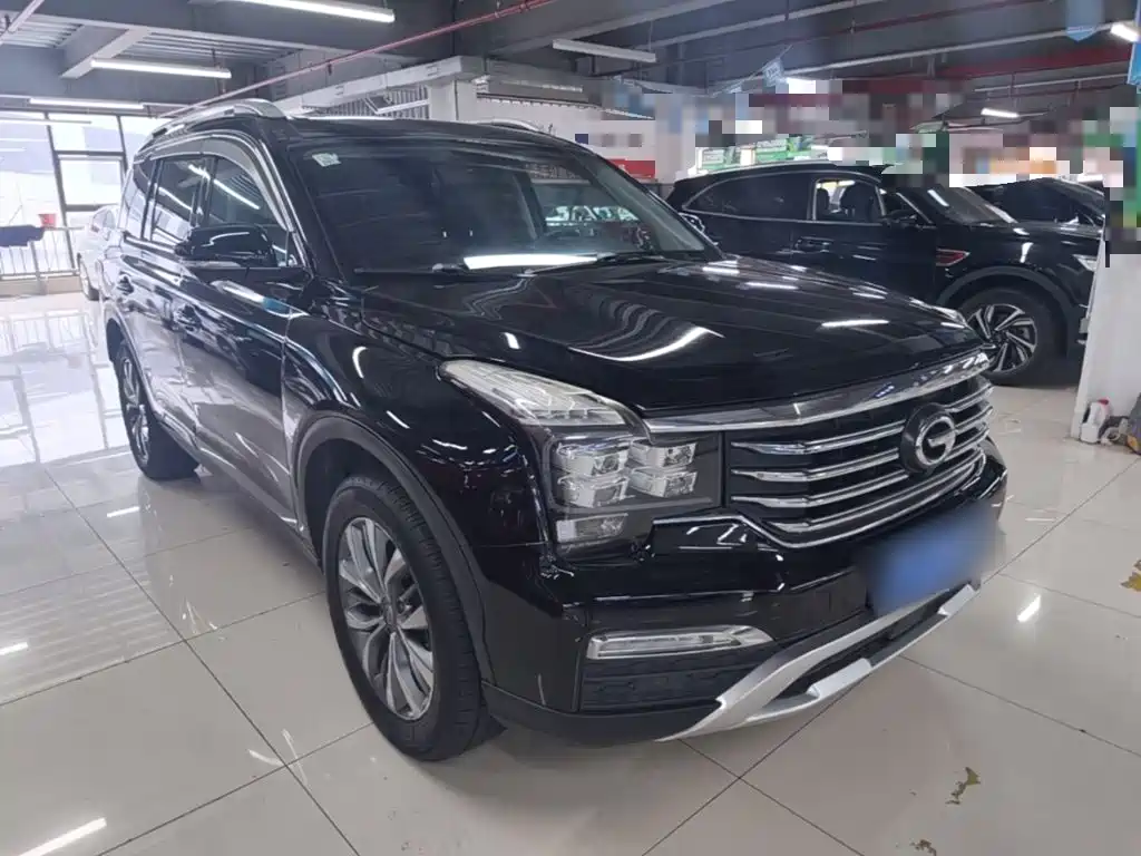 GAC Trumpchi GS8 320 T 2 WD Luxury (7-seat)
