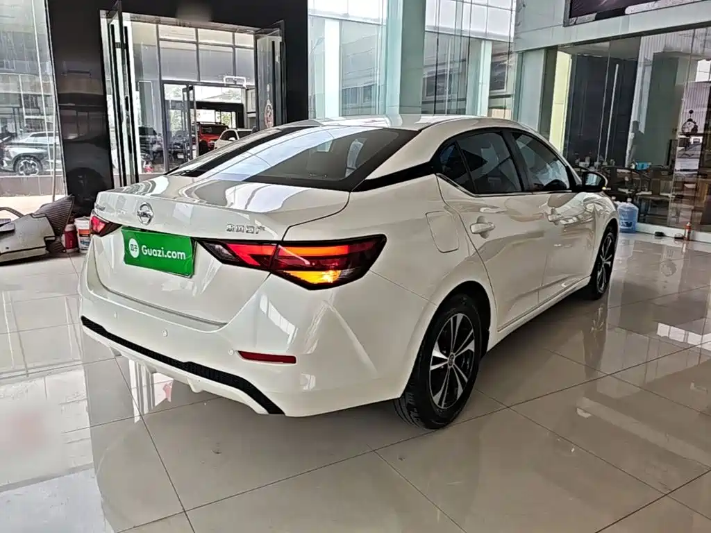 Sylphy 1.6 L XL CVT Joy