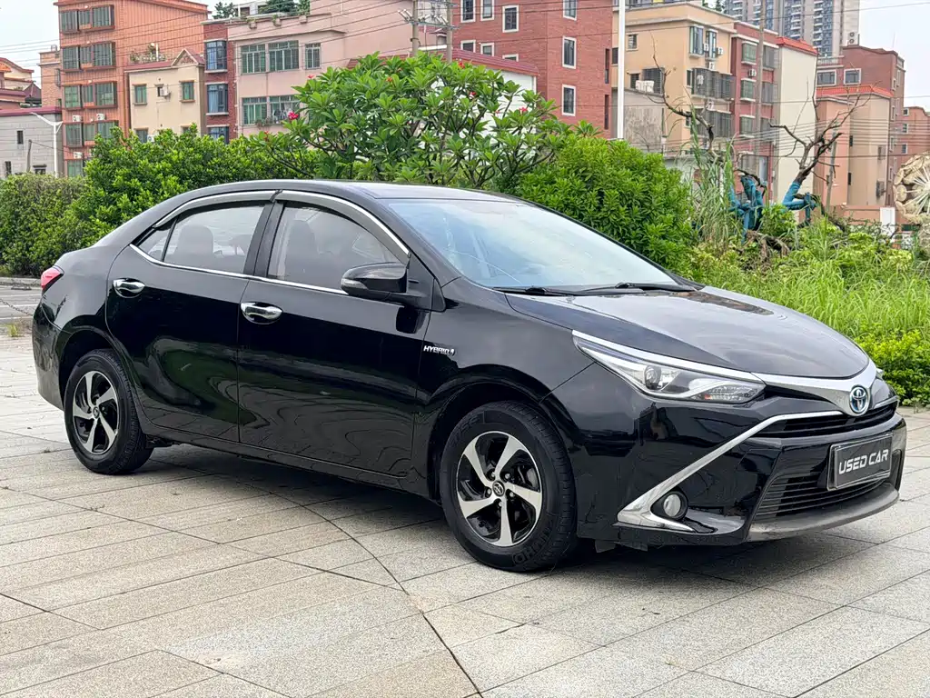 Levin Facelift Dual Engine 1.8 H GS E-CVT Elite Sunroof CN-V
