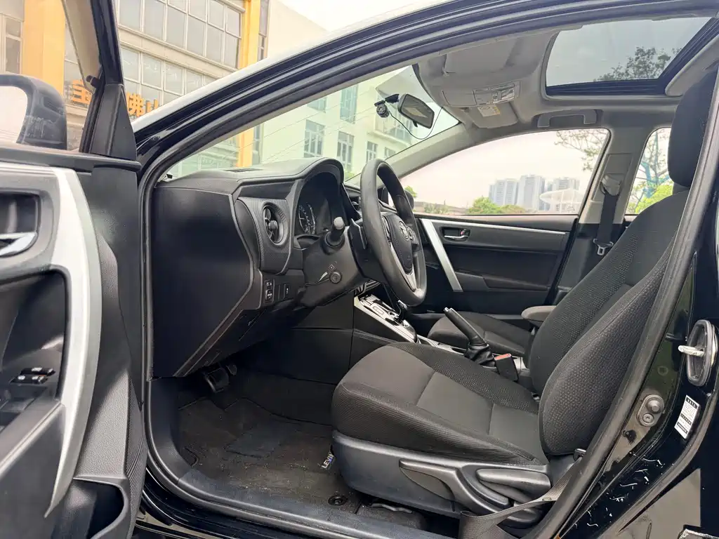 Levin Facelift Dual Engine 1.8 H GS E-CVT Elite Sunroof CN-V