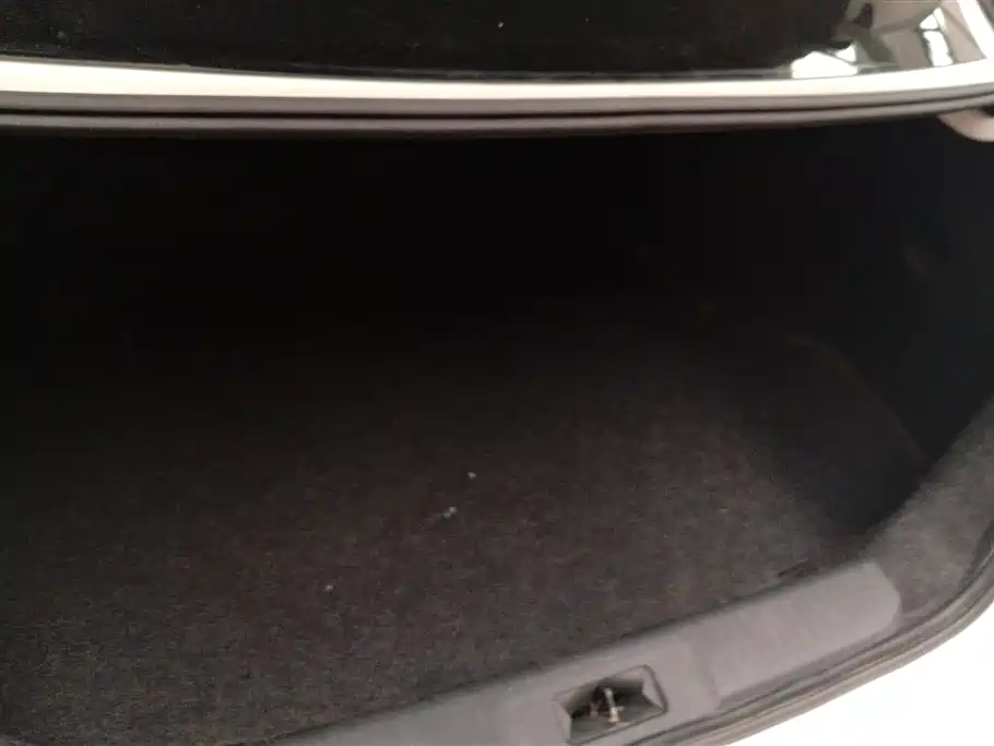 Sylphy 1.6 L XL CVT Joy