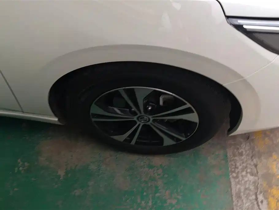Sylphy 1.6 L XL CVT Joy