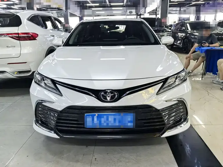 Toyota Camry 2.0 G Luxury