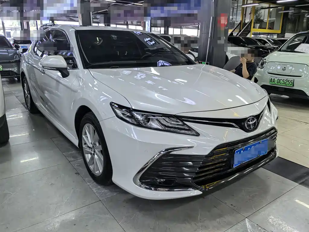 Camry 2.0 G Luxury
