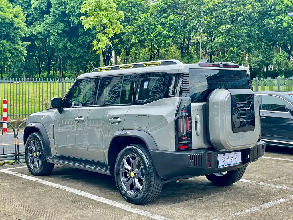 Jetour Traveller 2.0 T 4 WD Cross PRO