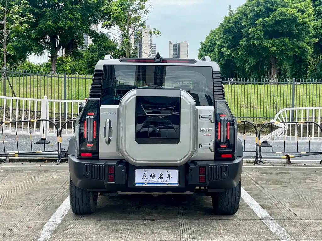 Jetour Traveller 2.0 T 4 WD Cross PRO