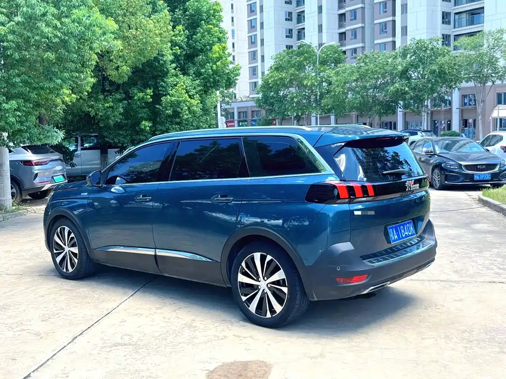 Peugeot 5008 380 THP 7-seat Luxury