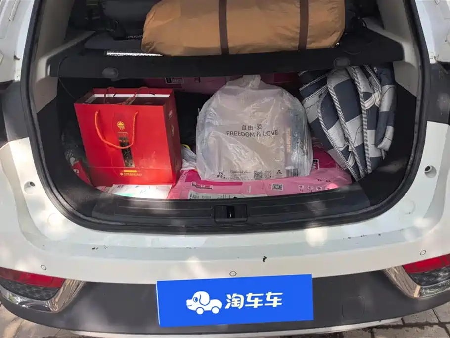MG ZS 1.5 L Auto Luxury CN-V