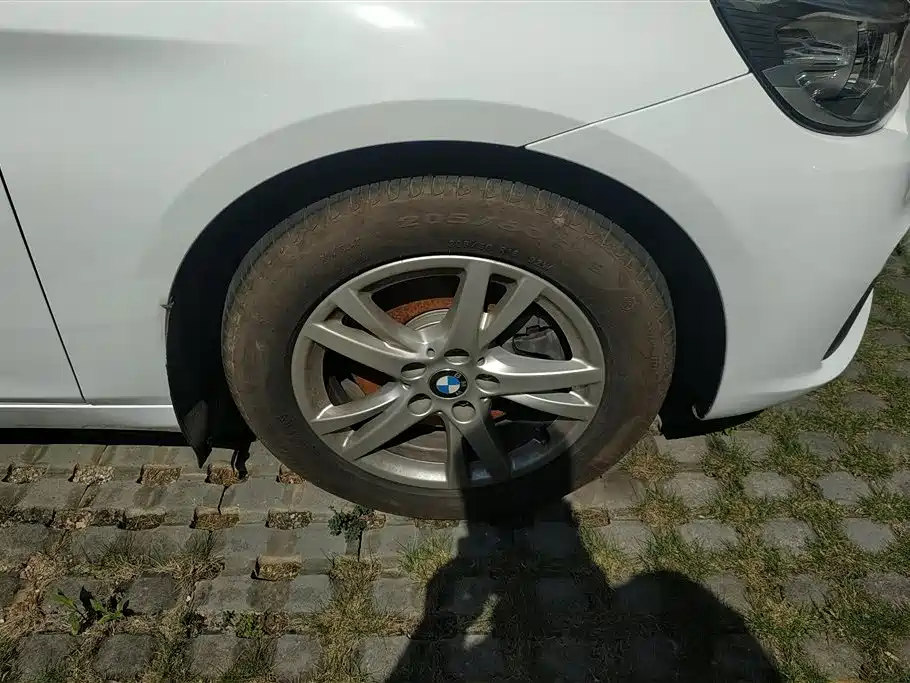 BMW 2 Series Active Tourer 218 i Leading