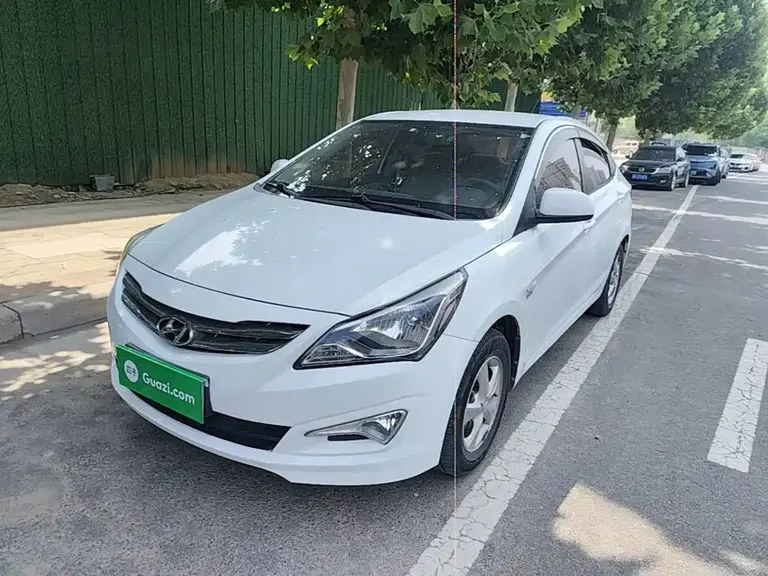 Hyundai Accent 1.4 L Auto Intelligent GLS