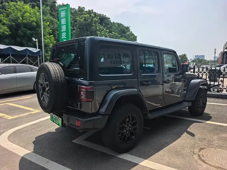 Jeep Wrangler NEV 牧马人新能源 2021款 2.0 T 撒哈拉美规版