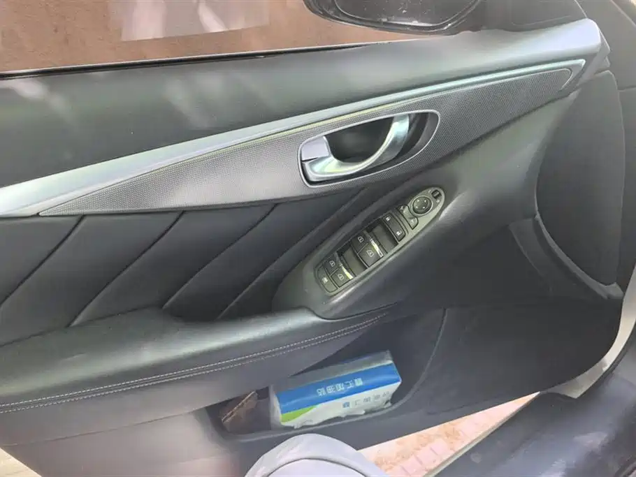 Infiniti Q50 L 2.0 T Joy