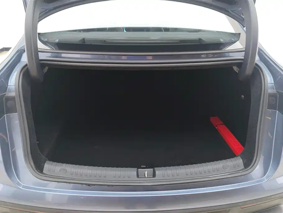Seal 06 DM-i Smart Drive 120 KM Premium