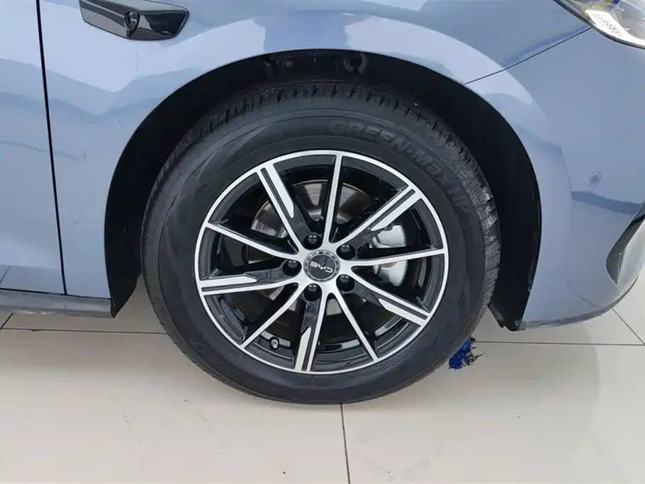 Seal 06 DM-i Smart Drive 120 KM Premium