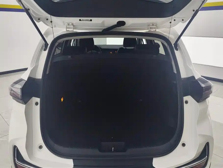 Changan CS15 长安CS15 2021款 1.5 L 手动进取型