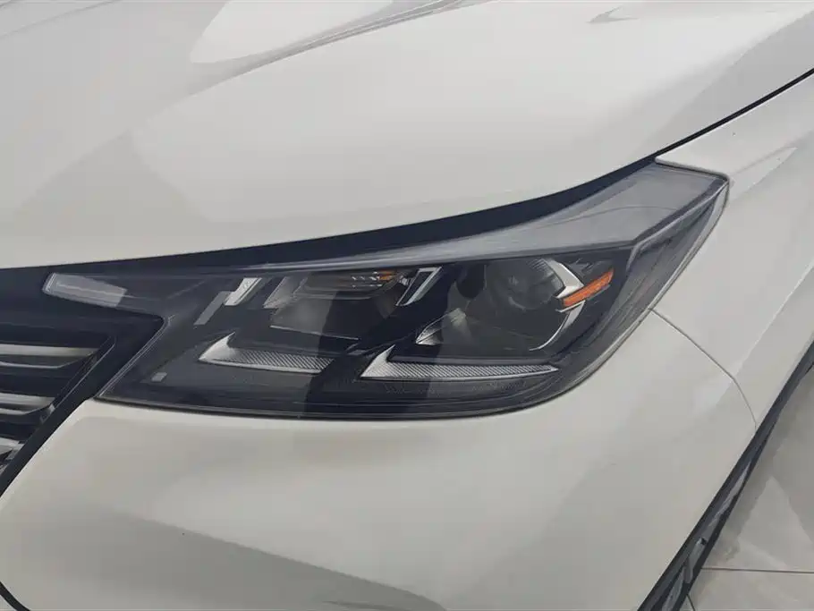 Changan CS15 长安CS15 2021款 1.5 L 手动进取型