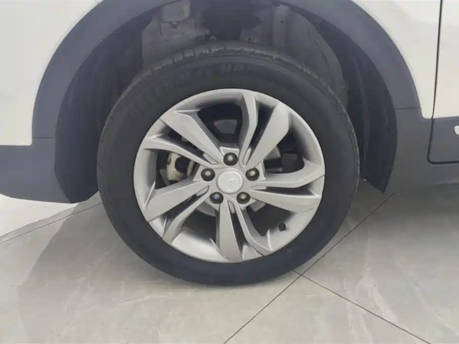 Changan CS15 长安CS15 2021款 1.5 L 手动进取型