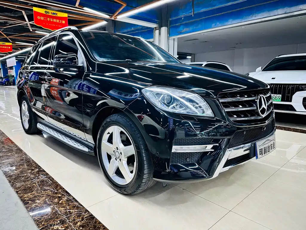 Mercedes-Benz M-Class ML 400 4 MATIC Luxury