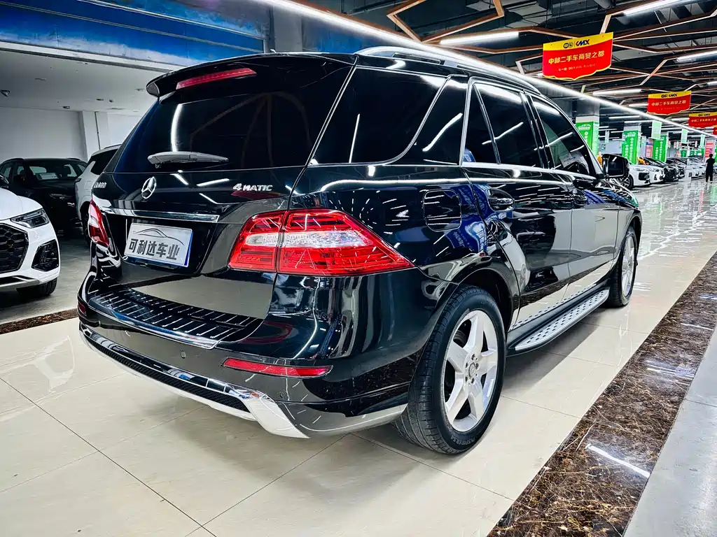Mercedes-Benz M-Class ML 400 4 MATIC Luxury