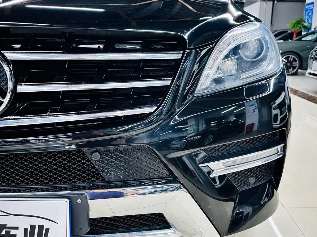 Mercedes-Benz M-Class ML 400 4 MATIC Luxury