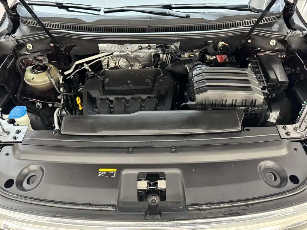 Viloran 330 TSI Luxury