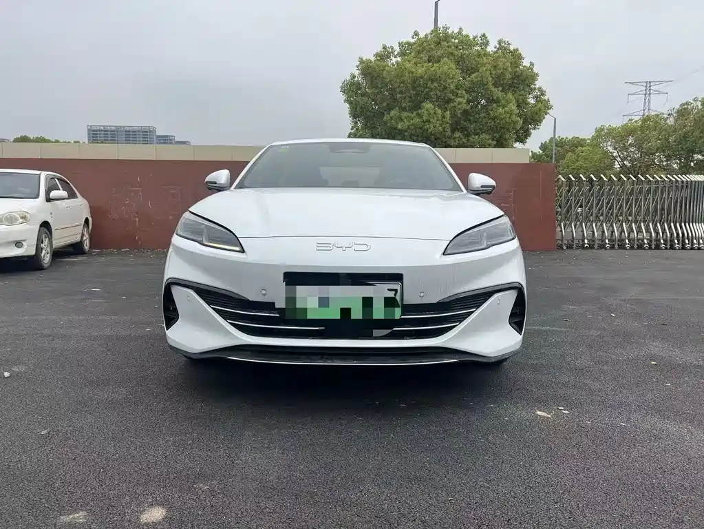 Seal 06 DM-i Smart Drive 120 KM Premium