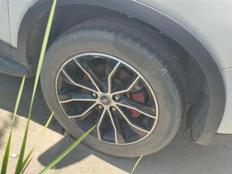 Senya R7 森雅R7 2017款 1.6 L 手动豪华型