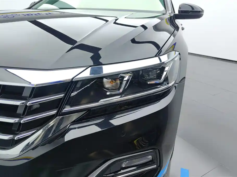 Passat 330 TSI Elite CN-VI