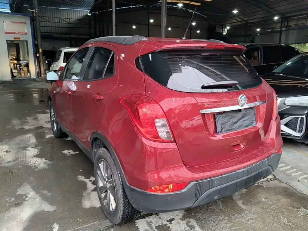 Encore 18 T Auto 2 WD Urban Leading