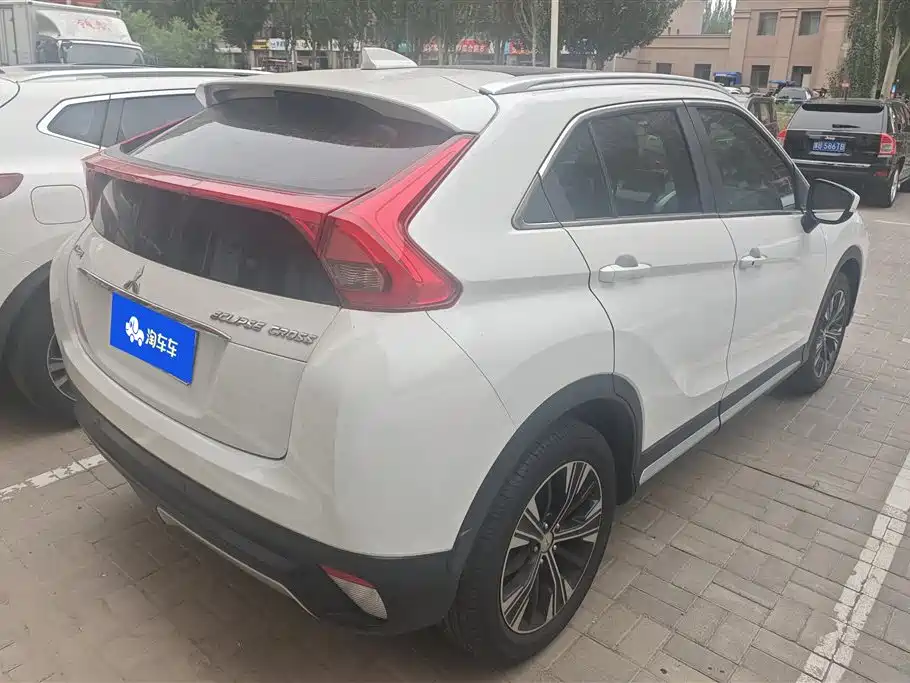 Eclipse Cross 1.5 T CVT 2 WD Dream CN-VI
