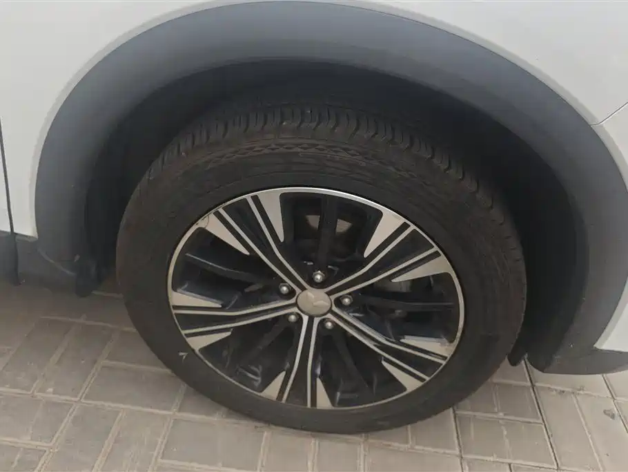 Eclipse Cross 1.5 T CVT 2 WD Dream CN-VI