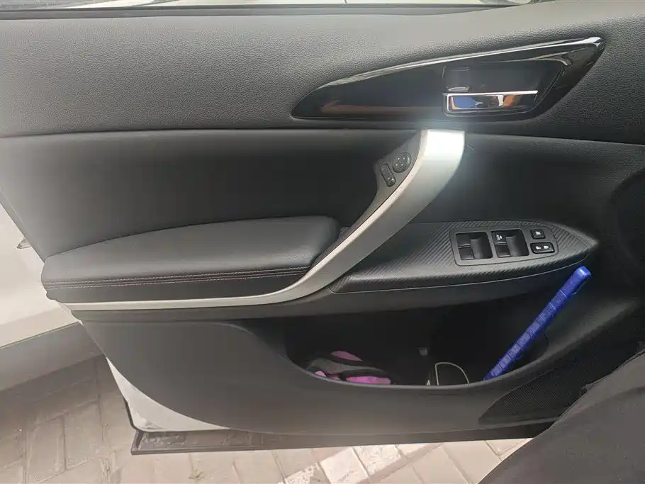 Eclipse Cross 1.5 T CVT 2 WD Dream CN-VI
