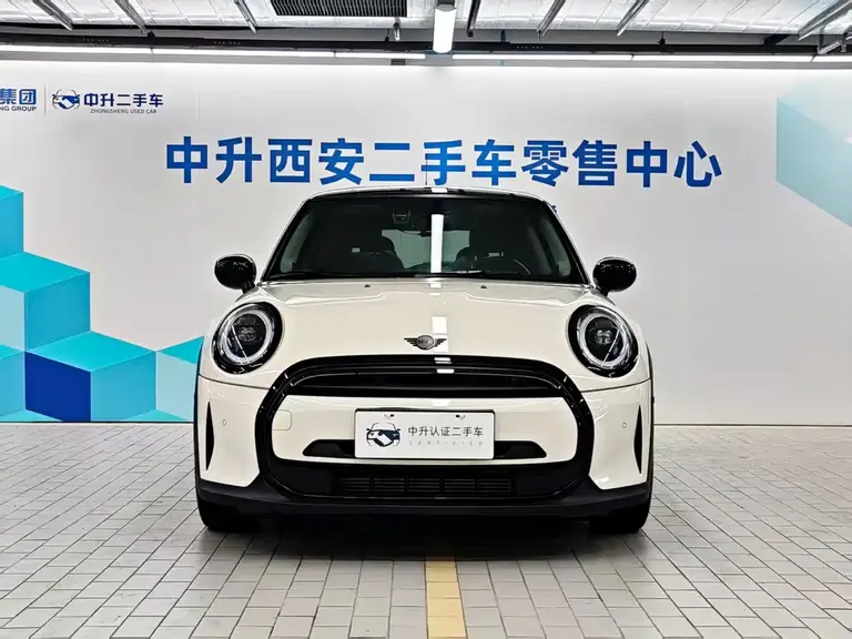 MINI 1.5 T COOPER Artist