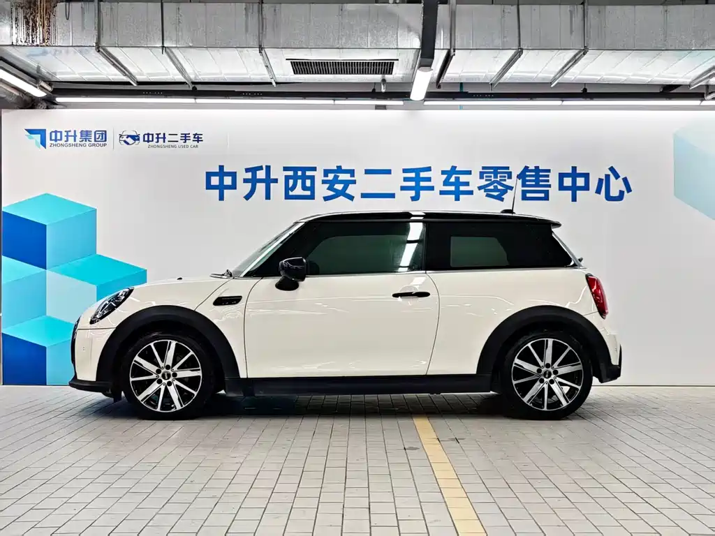 MINI 1.5 T COOPER Artist