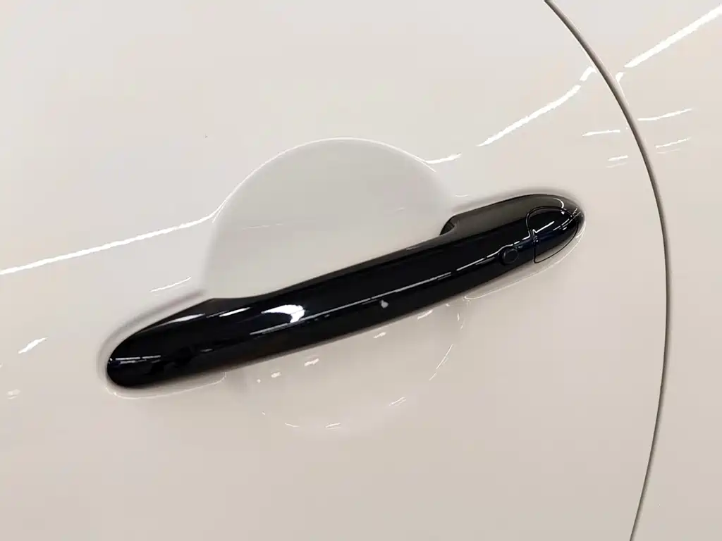 MINI 1.5 T COOPER Artist