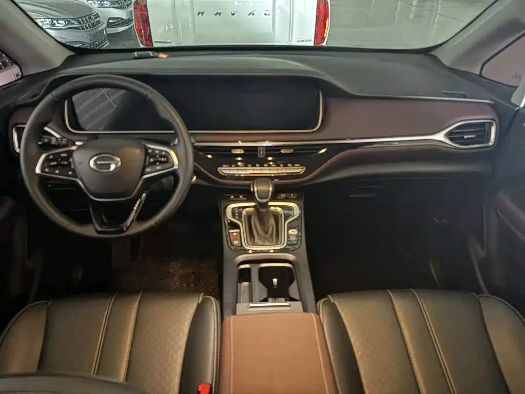 GAC Trumpchi M6 PRO 270 T Auto Premium