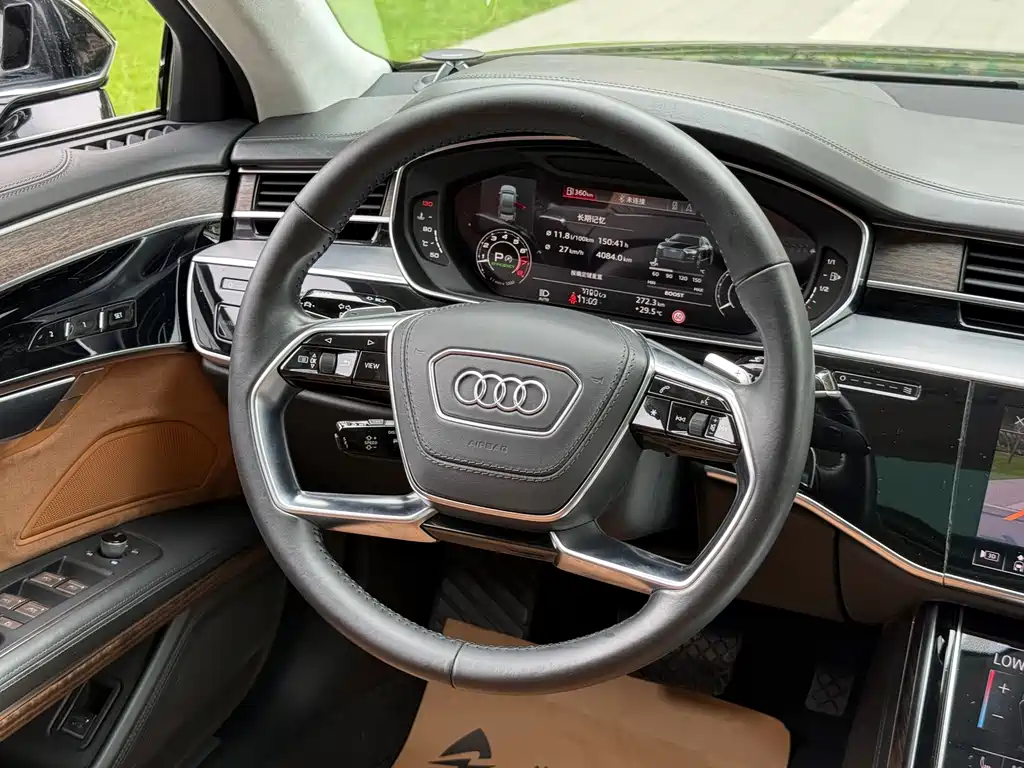 Audi A8 Plus A8 L 55 TFSI quattro Distinguished