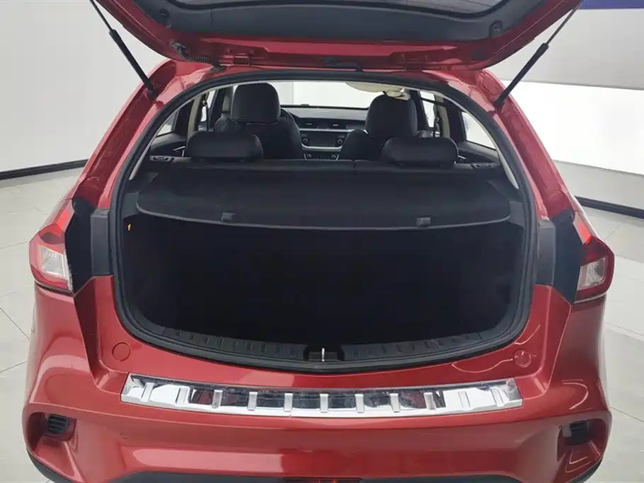 Vision X3 1.5 L Manual Distinguished